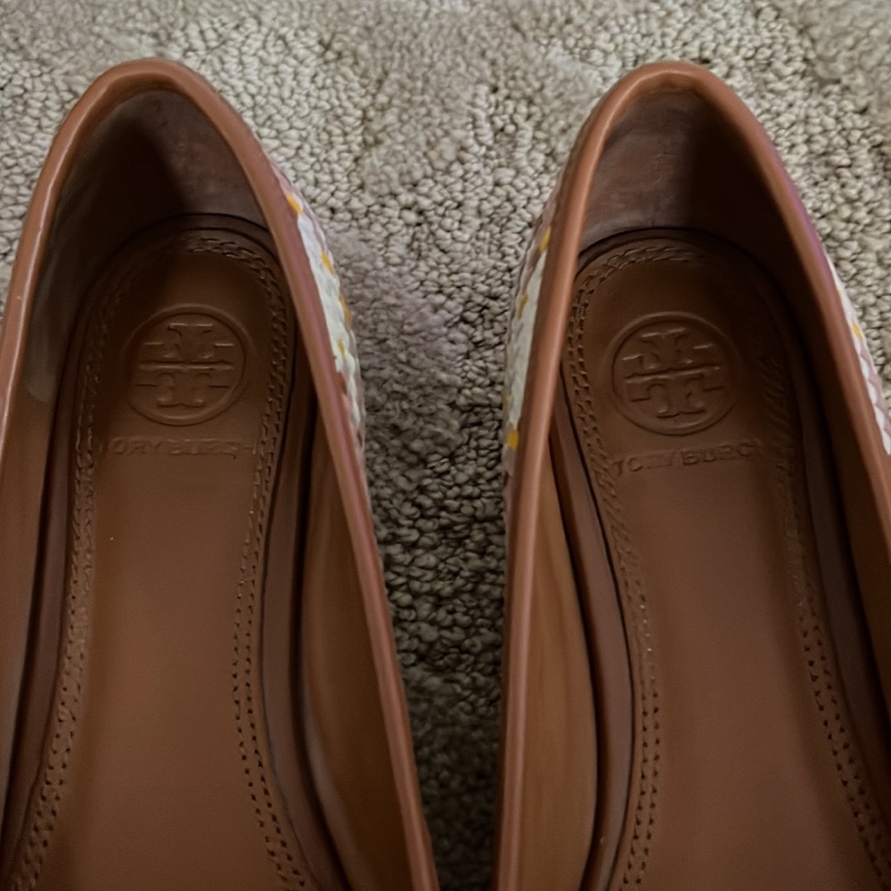 Tory Burch Woven flats. Size 6 - Picture 7 of 7
